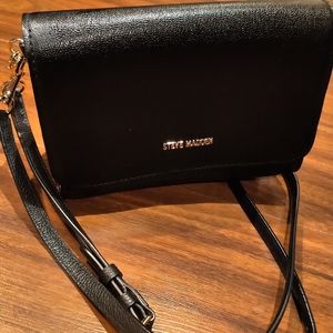 Steve Madden cross body purse in EUC